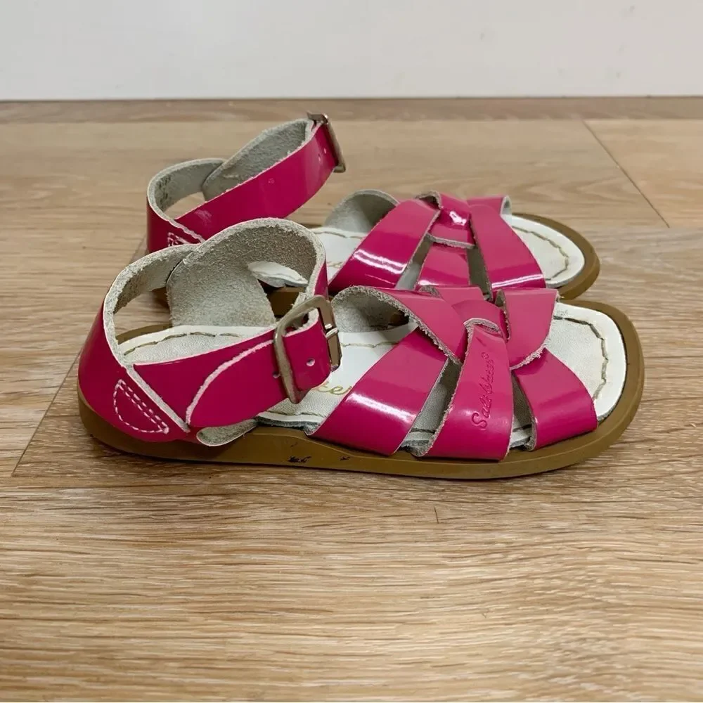 Salt Water Baby Girl Size 7 Pink Sandals